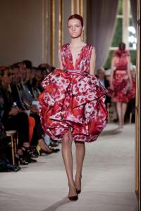 Giambattista_Valli_Fall_2012_5_Xw_K4zsv67_Ix.jpg