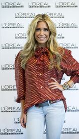 Sylvie van der Vaart_02.jpg