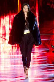 Alexandre_Vauthier_Fall_2014_1.jpg