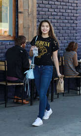 Paris-Berelc-in-Jeans--12.jpg