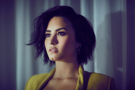 Demi-Lovato--American-Way-2016--01.jpg