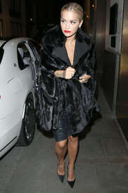 Rita-Ora-at-Cafe-Royal--06.jpg