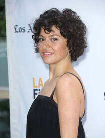 Alia-Shawkat--Paint-It-Black-Premiere-at-2016-Los-Angeles-Film-Festival--13.jpg