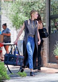 amber-heard-out-and-about-in-los-angeles-07-12-2016_24.jpg