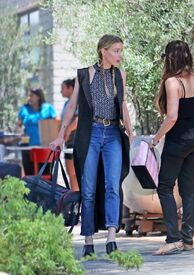 amber-heard-out-and-about-in-los-angeles-07-12-2016_5.jpg