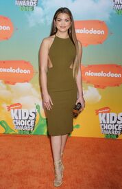 paris-berelc-2016-kids-choice-awards-in-inglewood-ca-4.jpg