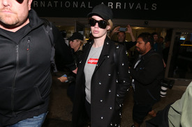 iggy-azalea-arrived-from-a-short-trip-to-australia-this-morning-at-lax-airport-july-7-2016-x12-2.jpg
