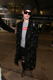 iggy-azalea-arrived-from-a-short-trip-to-australia-this-morning-at-lax-airport-july-7-2016-x12-6.jpg