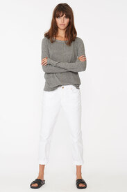 heather-grey-1-zoomaa.jpg