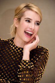 emmaroberts120716BZNimage2.jpg