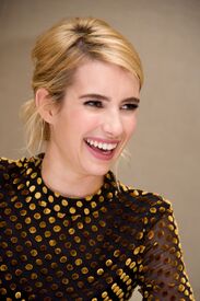 emmaroberts120716BZNimage3.jpg