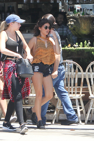 sarahh070716BZNimage14.jpg