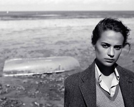 AliciaVikander.3.jpg