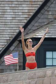 Karlie-Kloss-in-Red-Bikini-2016--03.jpg