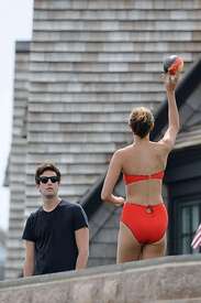 Karlie-Kloss-in-Red-Bikini-2016--09.jpg