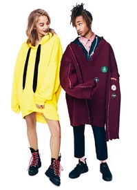 Glamour_USA_-_August_2016-17.jpg