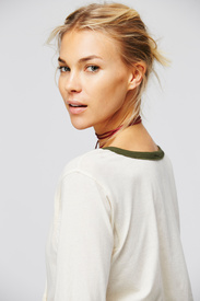 39771357_010_e.jpg