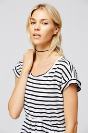 39865365_001_c.jpg