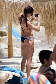 adriana-lima-en-mikonos-3.jpg
