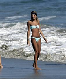 NRichieBikini081206_13.jpg