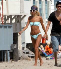 NRichieBikini081206_32.jpg