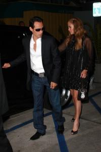 73465_Celebutopia_Jennifer_Lopez_and_Marc_Anthony_out_and_about_in_Hollywood_09_122_258lo.jpg