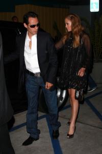73575_Celebutopia_Jennifer_Lopez_and_Marc_Anthony_out_and_about_in_Hollywood_08_122_78lo.jpg