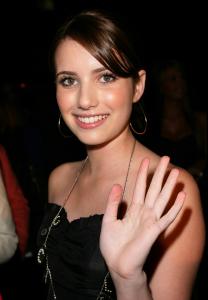 35604_Emma_Roberts_02_122_240lo.jpg