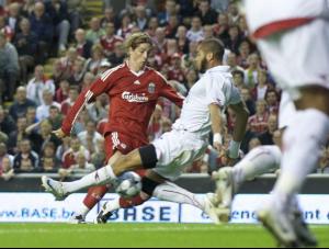 Liverpool_vs._Standard_de_Liege__27.08.2008_9.jpg