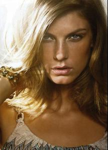 angela_lindvall03.jpg