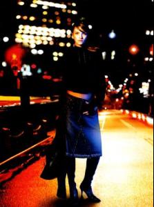 maria_DKNY___fall_winter_2002_2003_claire_belliard_free7.jpg