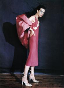 Milla_Jovovich_Anna_Molinari_FW_1996_roversi_claire.jpg