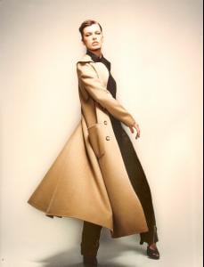 Milla_Jovovich___Celine003.jpg