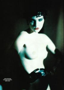 nadja_Vogue_Homme_Mar_1992__roversi_claire.jpg