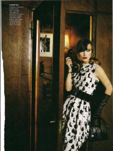 Keira_Vogue_US_Sep08_by_MarioTestino_LJ__assainova91.jpg