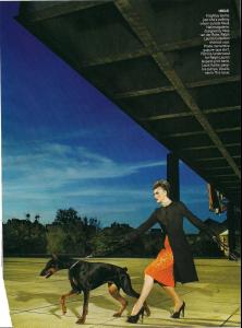 Keira_Vogue_US_Sep08_by_MarioTestino_LJ__assainova93.jpg