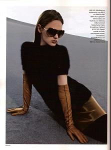 sara_Elle_Germany_January_2008_klassik_und_hightech_byphillipvonhessen_tfs__helligirl.jpg