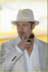 brad_pitt_venice_film_festival_14.jpg