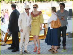 brad_pitt_venice_film_festival_46.jpg