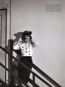 Vika_Vogue_IT_sep_08_stardust_byStevenMeisel_tfs__diciassette5.jpg