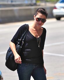 sophia-austin-lax-01.jpg