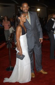 Jada_Pinkett_Smith__03_10_22_Matrix_Revolutions_World_Premiere_CCBN_29.jpg