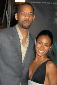 Jada_Pinkett_Smith__03_10_22_Matrix_Revolutions_World_Premiere_CCBN_43.jpg