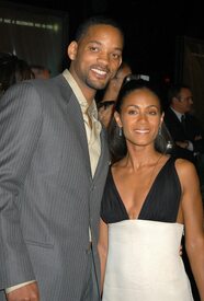 Jada_Pinkett_Smith__03_10_22_Matrix_Revolutions_World_Premiere_CCBN_54.jpg