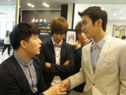 th_a56b3944868713.gif