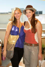 th_Celebutopia-Amanda_Righetti-2008_Pre-Emmys_DPA_Gifting_Lounge_Day_2-03.jpg