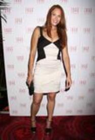 th_Amanda_Righetti_june132009-001.jpg