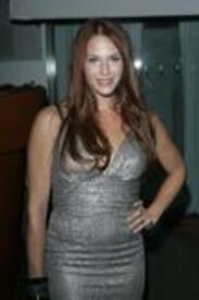 th_Celebutopia-Amanda_Righetti-Nylon_Magazine15s_TV_Issue_launch_party-06.JPG