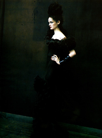 Vogue_Italia_Mar21o2005_supl_phPaoloRoversi_02_LisaCant.jpg