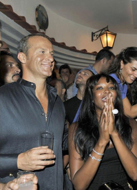 Party_at_anima_e_core_in_capri_02.jpg